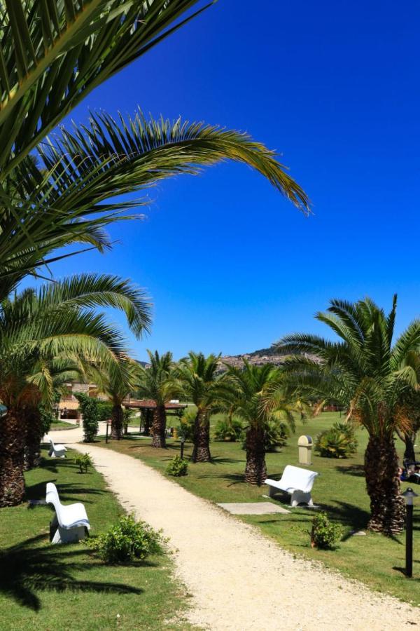Agriturismo Il Casale Di Monica Rivotorto Eksteriør bilde