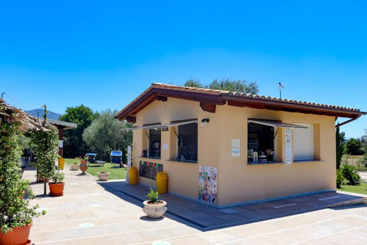 Agriturismo Il Casale Di Monica Rivotorto Eksteriør bilde