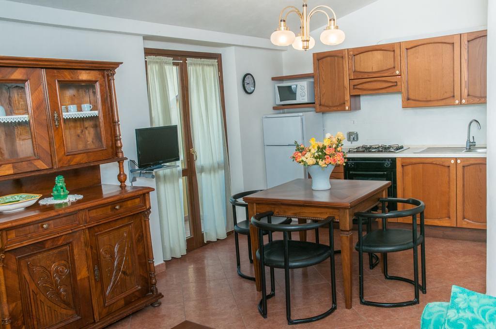 Agriturismo Il Casale Di Monica Rivotorto Eksteriør bilde