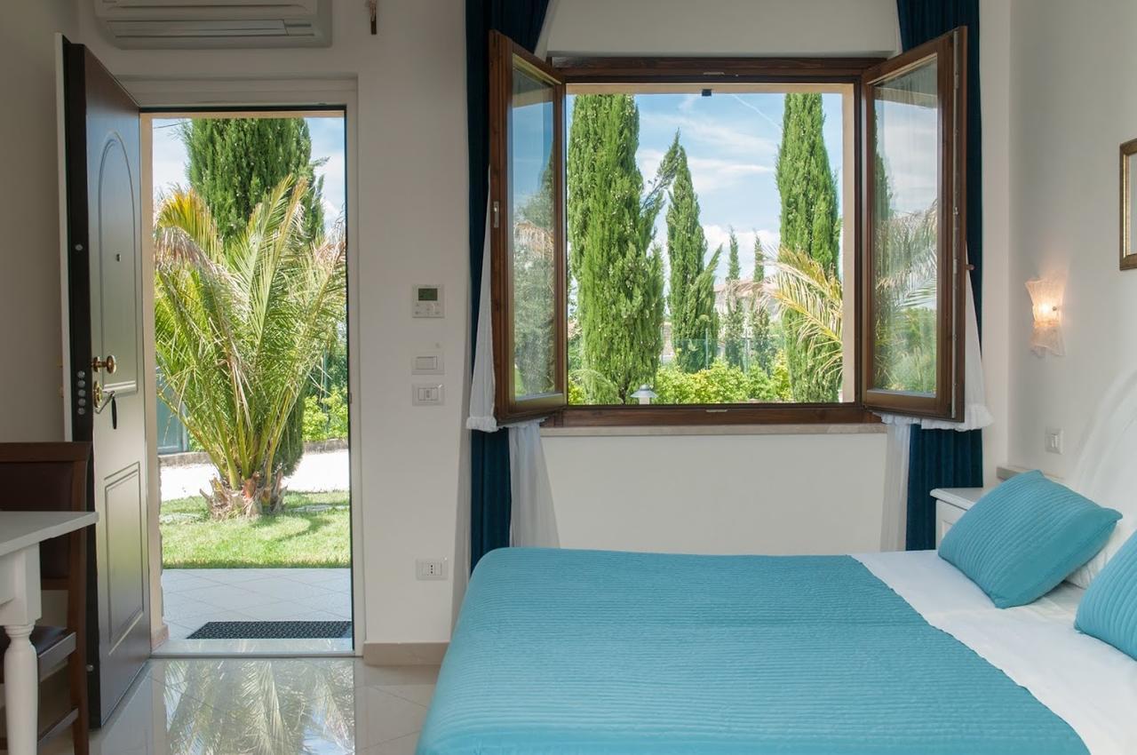 Agriturismo Il Casale Di Monica Rivotorto Eksteriør bilde