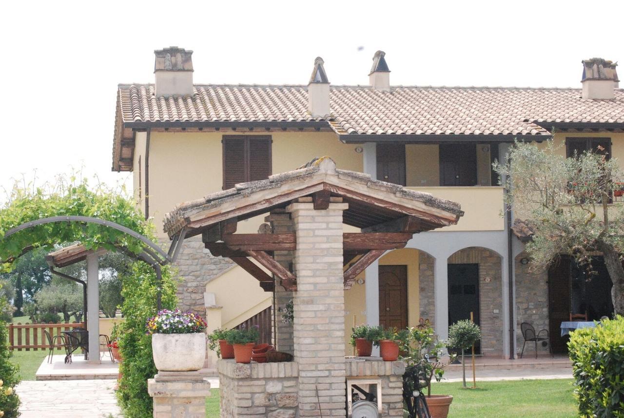 Agriturismo Il Casale Di Monica Rivotorto Eksteriør bilde